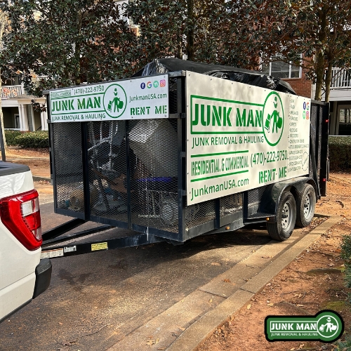 Apartment trash out in Kennesaw by JUNK Man Junk removal and hauling